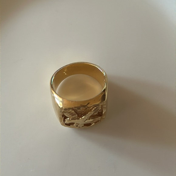 Vanessa Mooney Eagle Gold Ring 8 - Picture 5 of 5